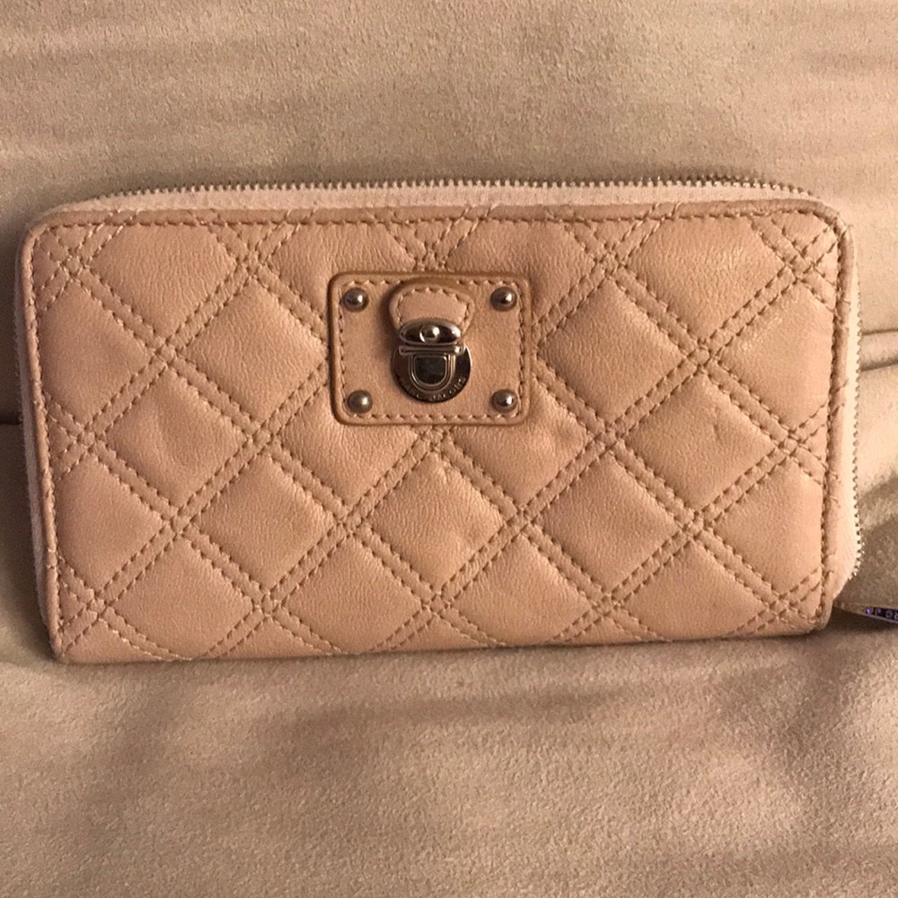 Marc Jacobs Wallet- light blush pink- Quilted